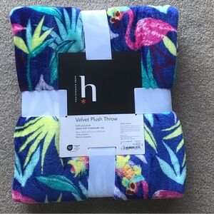 Flamingo Plush Throw
